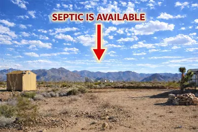 13811 S Alan Road, Yucca, AZ 86438 - Photo 2