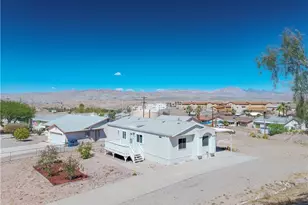 1098 Copper Dr, Bullhead City, AZ 86442 - Photo 6