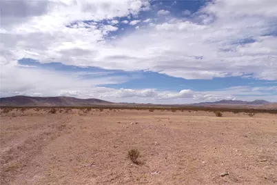 11256 N Florence Road, Dolan Springs, AZ 86441 - Photo 8