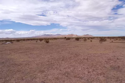 11256 N Florence Road, Dolan Springs, AZ 86441 - Photo 16