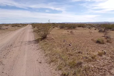 058 10th Street, Dolan Springs, AZ 86441 - Photo 10