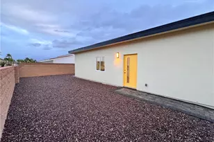 370 Riverfront Dr, Bullhead City, AZ 86442 - Photo 12