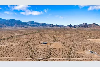 3597 S Jade Road, Golden Valley, AZ 86413 - Photo 4