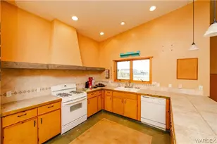 9931 N La Jolla Dr, Kingman, AZ 86401 - Photo 6