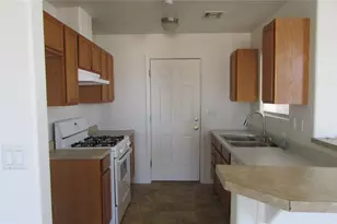 1523 Ilona Dr, Bullhead City, AZ 86442 - Photo 2