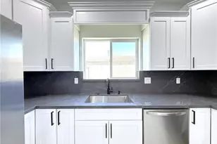 2111 Bermuda Dr, Bullhead City, AZ 86442 - Photo 10