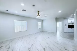 2111 Bermuda Dr, Bullhead City, AZ 86442 - Photo 2