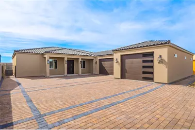 1920 E Via Borgata, Fort Mohave, AZ 86426 - Photo 2