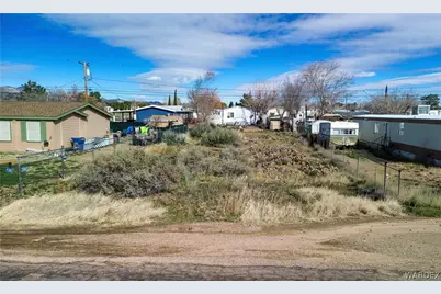 2391 E Thompson Avenue, Kingman, AZ 86409 - Photo 6