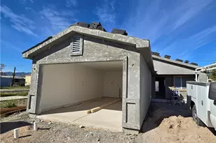 1927 Granada Ct, Bullhead City, AZ 86442 - Photo 2