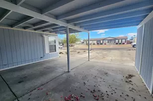 2540 E Curtis Way, Fort Mohave, AZ 86426 - Photo 6