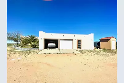 21477 S Sundance Kid Road, Yucca, AZ 86438 - Photo 10