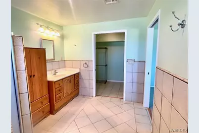 21477 S Sundance Kid Road, Yucca, AZ 86438 - Photo 36