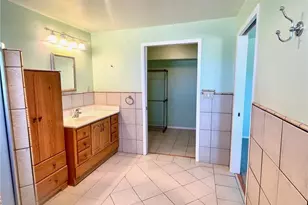 21477 S Sundance Kid Rd, Yucca, AZ 86438 - Photo 36