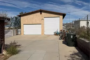 1676 Colina Dr, Bullhead City, AZ 86442 - Photo 2