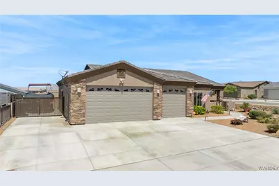 2691 Slide Mountain Loop, Bullhead City, AZ 86442 - Photo 4