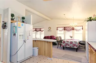 49566 Topaz Ave, Quartzsite, AZ 85346 - Photo 12