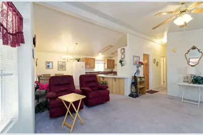 49566 Topaz Avenue, Quartzsite, AZ 85346 - Photo 6