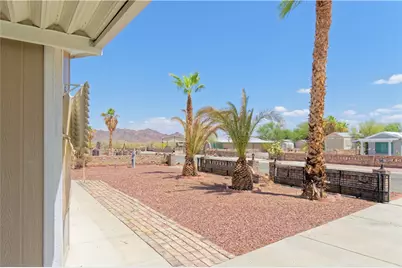 49566 Topaz Avenue, Quartzsite, AZ 85346 - Photo 30