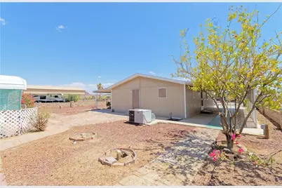 49566 Topaz Avenue, Quartzsite, AZ 85346 - Photo 28