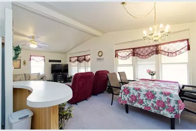 49566 Topaz Avenue, Quartzsite, AZ 85346 - Photo 10