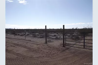 207-24-052A W Cielo Road, Yucca, AZ 86438 - Photo 12