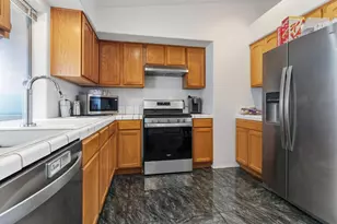 941 Sandy Beach Dr, Bullhead City, AZ 86442 - Photo 10