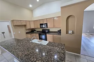 5119 S Amber Sands Dr, Fort Mohave, AZ 86426 - Photo 10