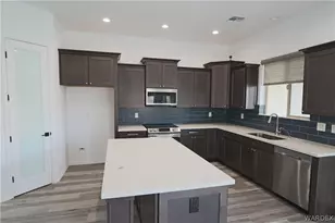 3383 Sunbeam Dr, Bullhead City, AZ 86429 - Photo 8