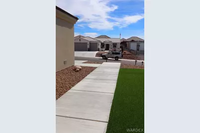 3383 Sunbeam Drive, Bullhead City, AZ 86429 - Photo 4