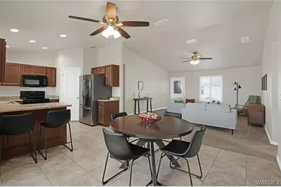 2734 E Colina Vista, Kingman, AZ 86409 - Photo 16