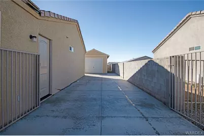 2734 E Colina Vista, Kingman, AZ 86409 - Photo 6
