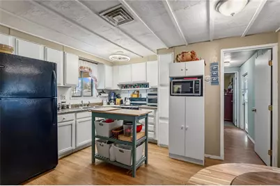 2212 E Cabot Drive, Mohave Valley, AZ 86440 - Photo 10