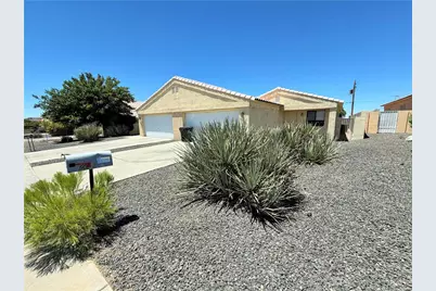 2739 Georgia Avenue, Kingman, AZ 86401 - Photo 1