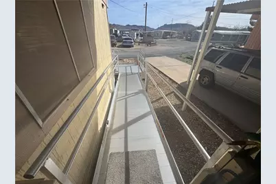 4289 Az-68 #15, Golden Valley, AZ 86413 - Photo 8