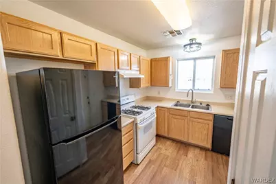 2263 Kingman Avenue, Kingman, AZ 86401 - Photo 6