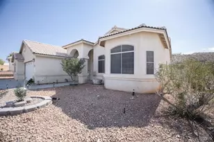 2922 Ladera Dr, Bullhead City, AZ 86429 - Photo 2