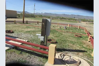 5176 N Concho Road, Golden Valley, AZ 86413 - Photo 22