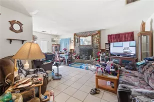 2075 Kingston Dr, Bullhead City, AZ 86442 - Photo 14