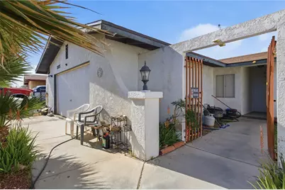 2075 Kingston Drive, Bullhead City, AZ 86442 - Photo 4