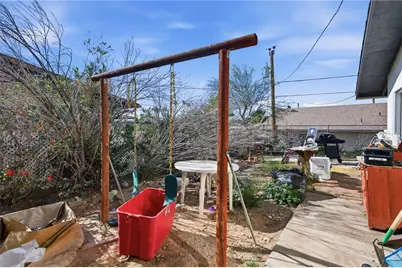 2075 Kingston Drive, Bullhead City, AZ 86442 - Photo 10