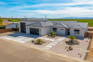 572 E Border Ln, Mohave Valley, AZ 86440 - Photo 62