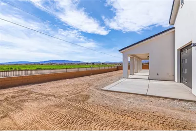 572 E Border Lane, Mohave Valley, AZ 86440 - Photo 54