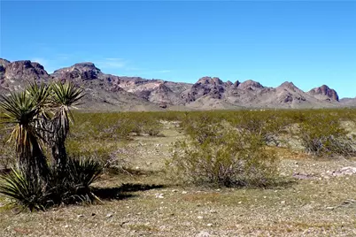 3917 S Jade Road, Golden Valley, AZ 86413 - Photo 2