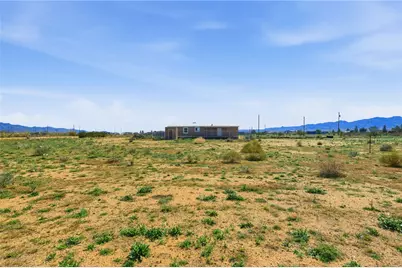 6153 W Collins Drive, Golden Valley, AZ 86413 - Photo 26