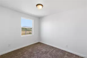 6153 W Collins Dr, Golden Valley, AZ 86413 - Photo 22