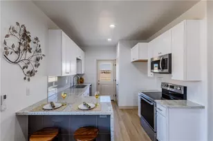 370 Riverfront Dr, Bullhead City, AZ 86442 - Photo 8