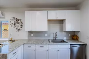 370 Riverfront Dr, Bullhead City, AZ 86442 - Photo 10