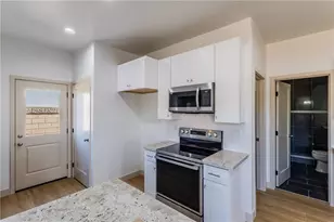 370 Riverfront Dr, Bullhead City, AZ 86442 - Photo 10