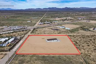 8996 W Palo Verde Rd, Dolan Springs, AZ 86441 - Photo 2